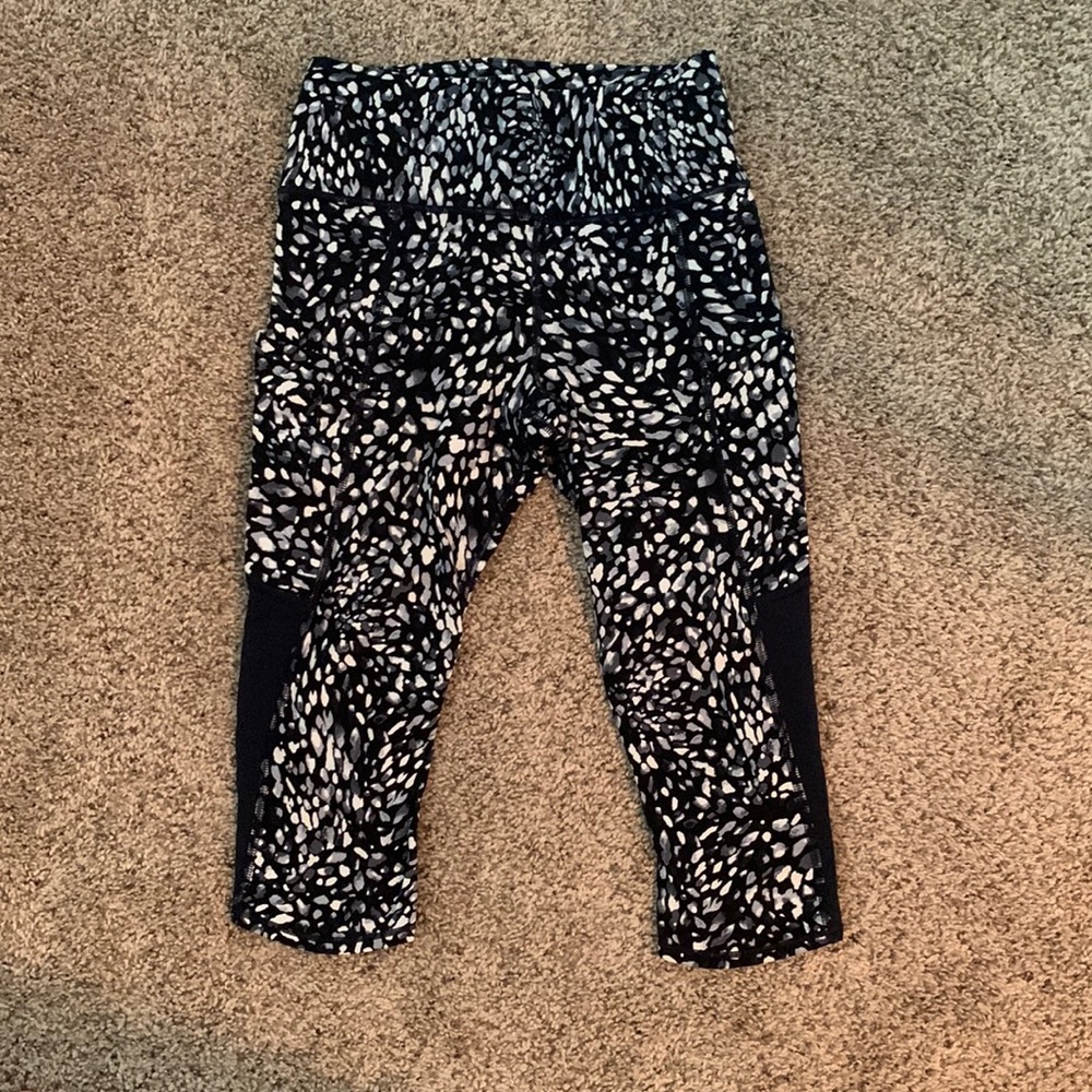 Athleta crop leggings